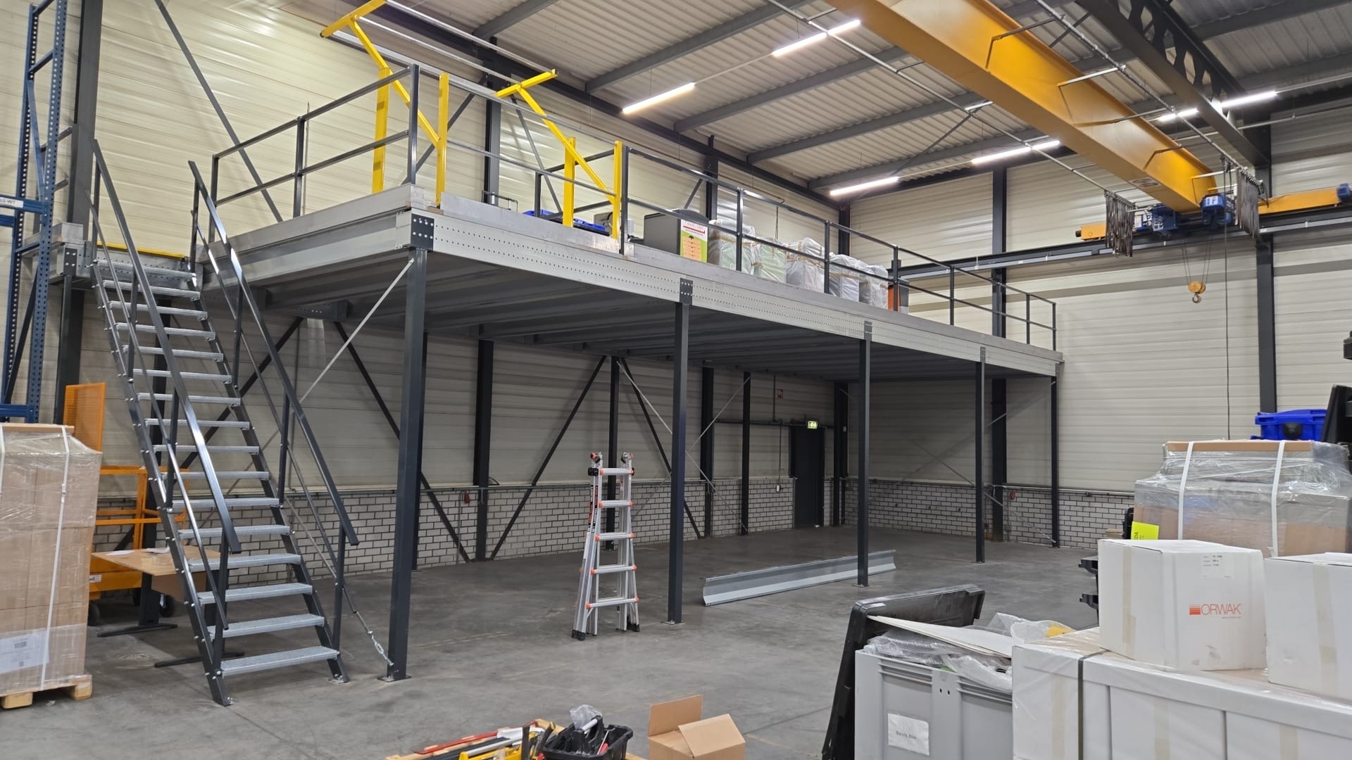 Mezzanine floor supplier Germany – Profima warehouse in Assen, Netherlands